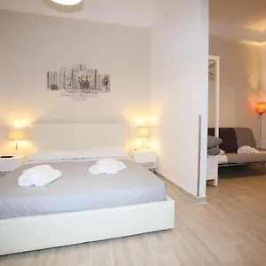 Couette-café Unique Luxury Apartment&rooms
